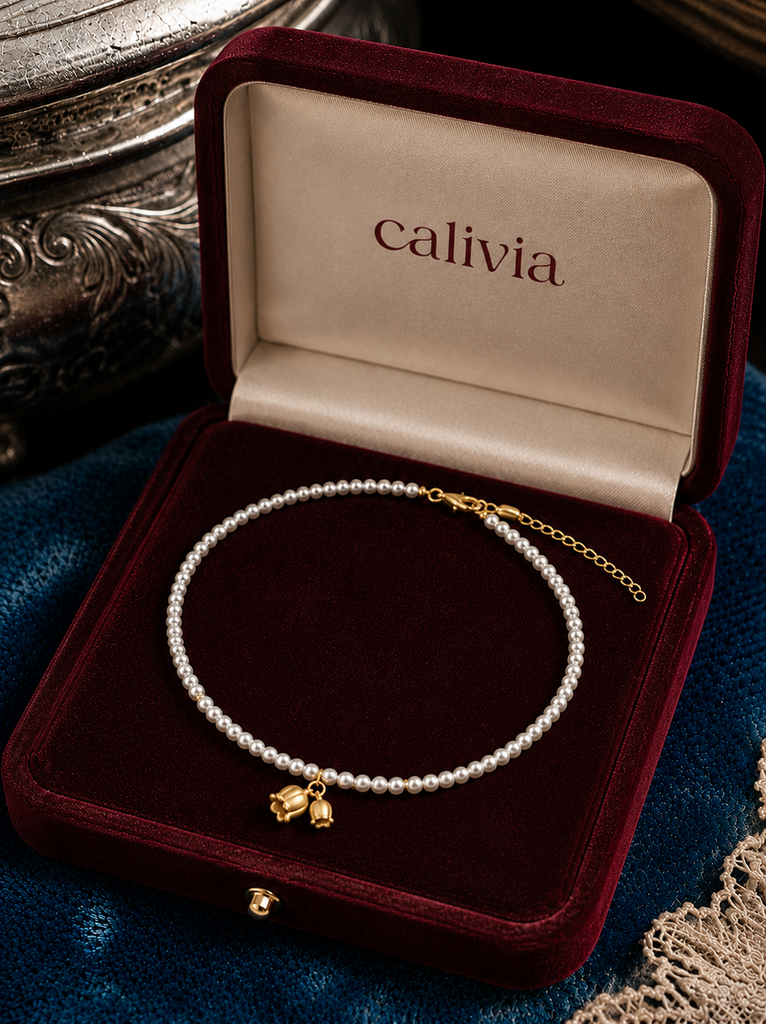 Lily Bell Pearl Necklace