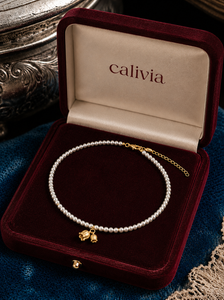 Lily Bell Pearl Necklace