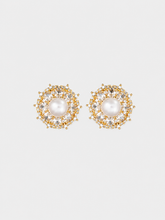 Load image into Gallery viewer, Fleur de Perle Diamond Studs