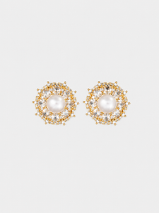 Fleur de Perle Diamond Studs