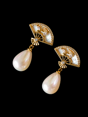 Vintage Fan Pearl Heritage Earrings