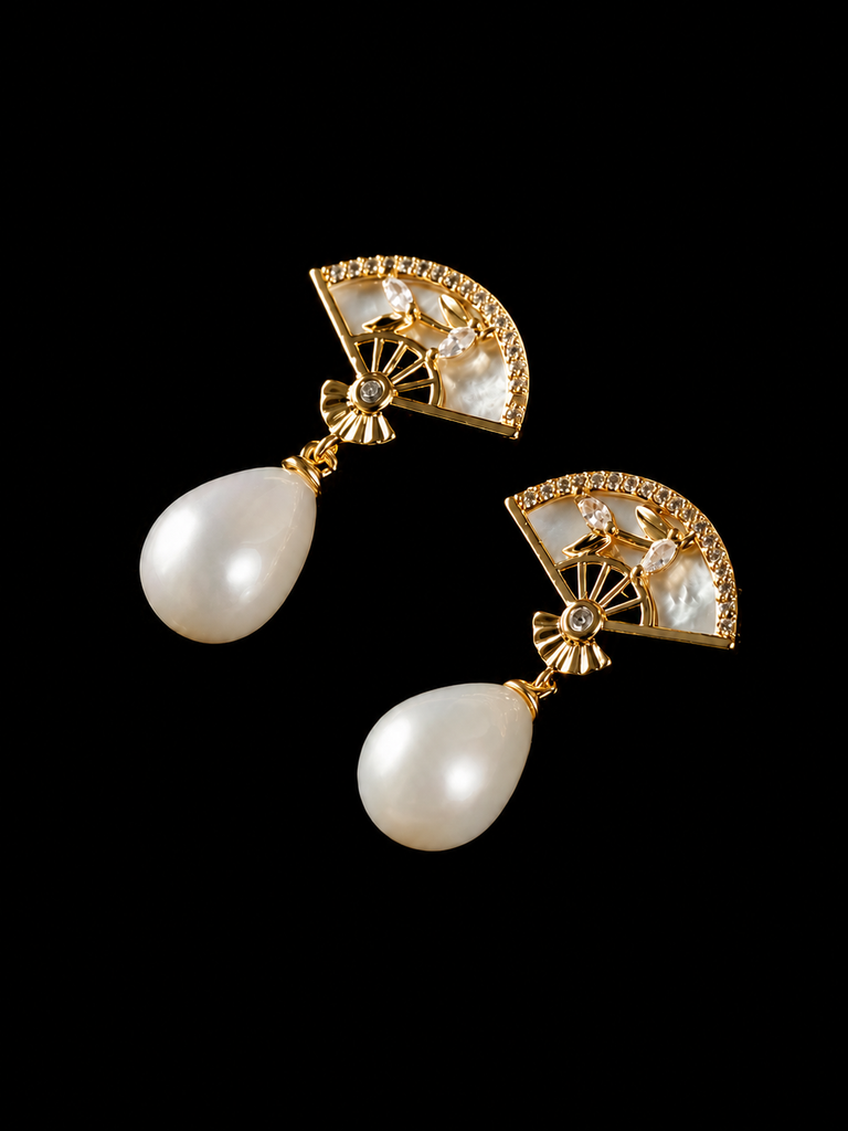 Vintage Fan Pearl Heritage Earrings
