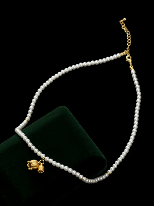 Lily Bell Pearl Necklace