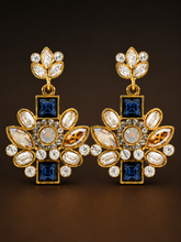 Load image into Gallery viewer, Maison Royale Crystal Earrings